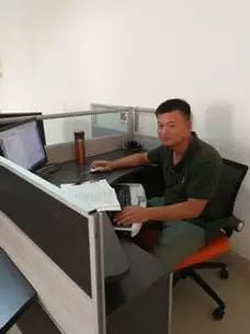 共克時艱 學院開通投融資及法律咨詢服務，為師生發(fā)展保駕護航